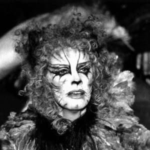 Meet your Posher, Angie